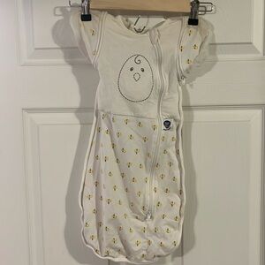 Nested Bean Zen One Swaddle (3-6mo, size small)